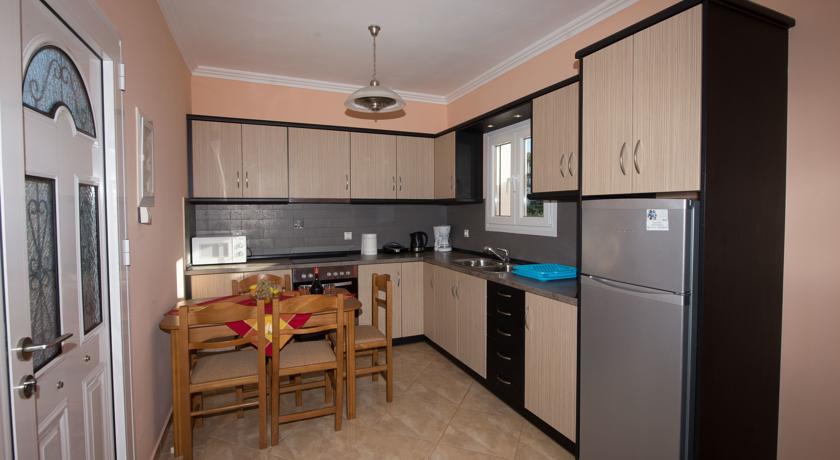 Anna Apartments Acharavi  Ruang foto