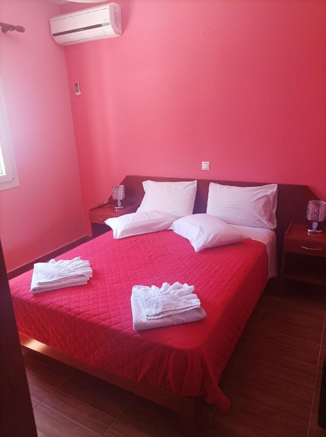 Anna Apartments Acharavi  Bagian luar foto