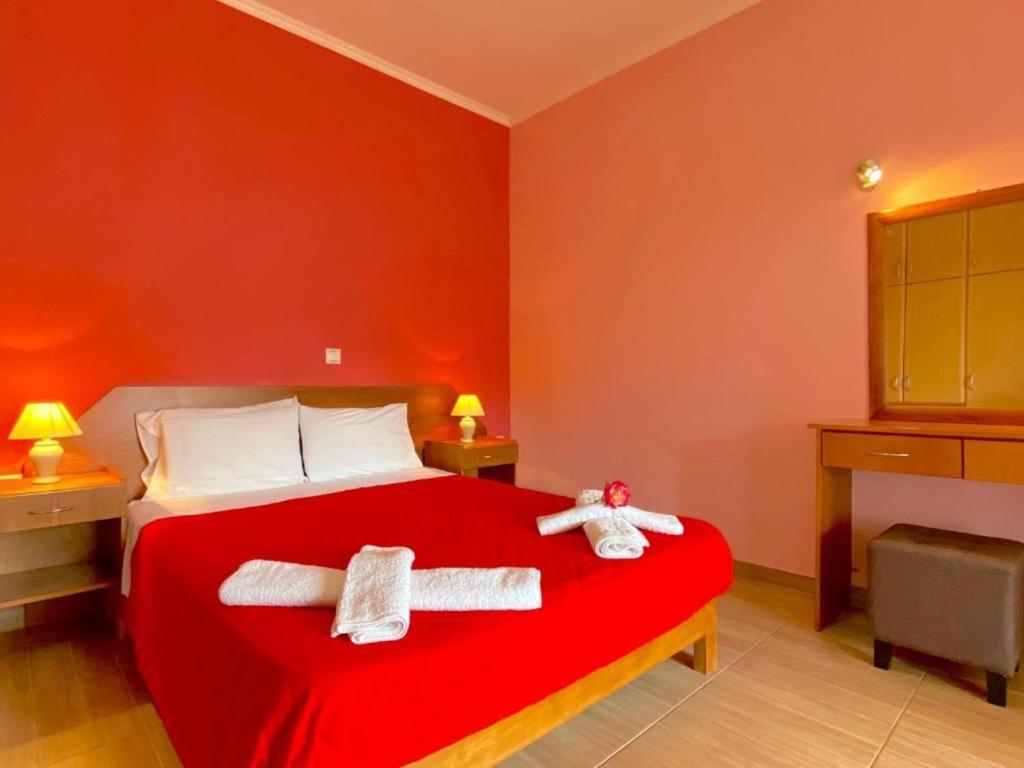 Anna Apartments Acharavi  Bagian luar foto