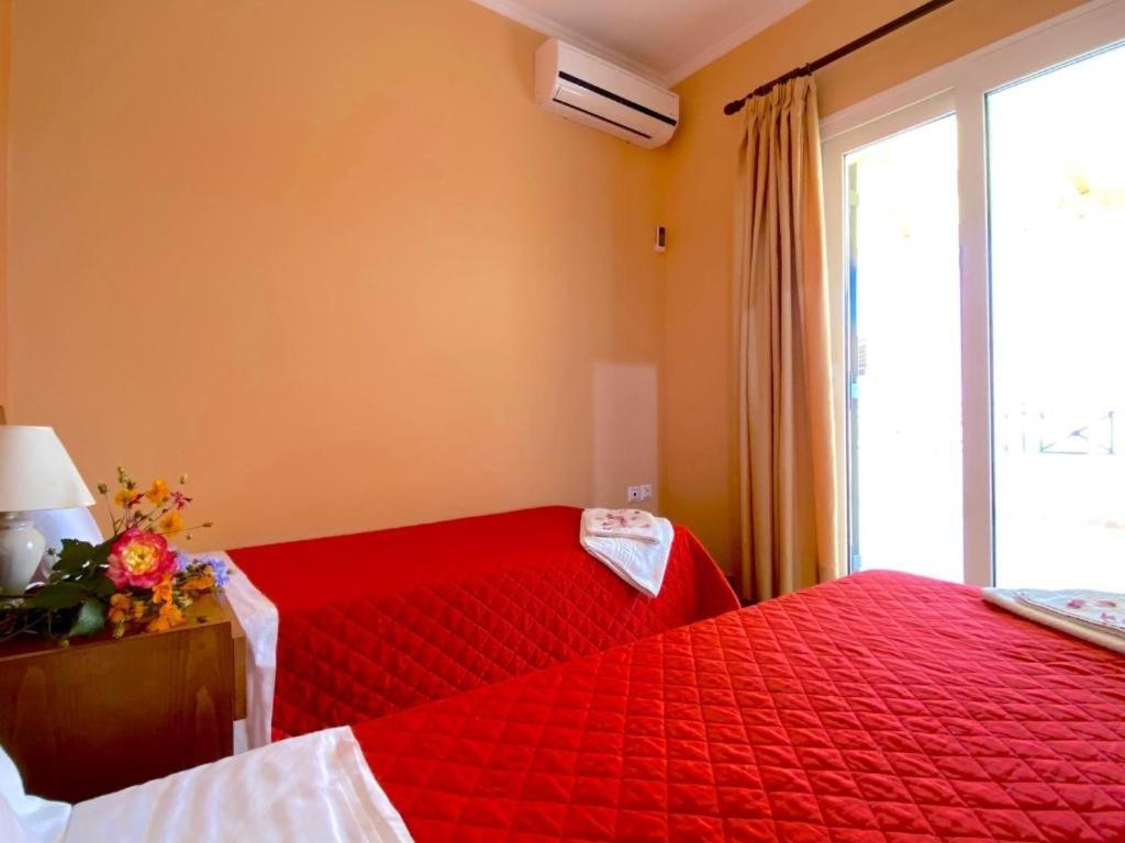 Anna Apartments Acharavi  Bagian luar foto