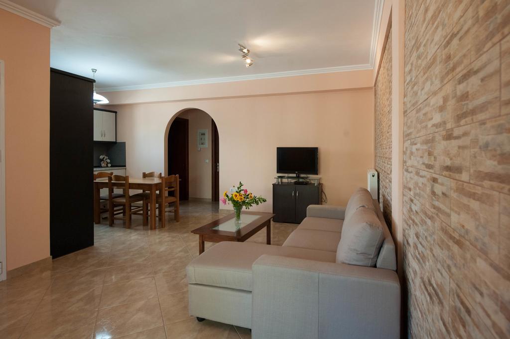 Anna Apartments Acharavi  Bagian luar foto