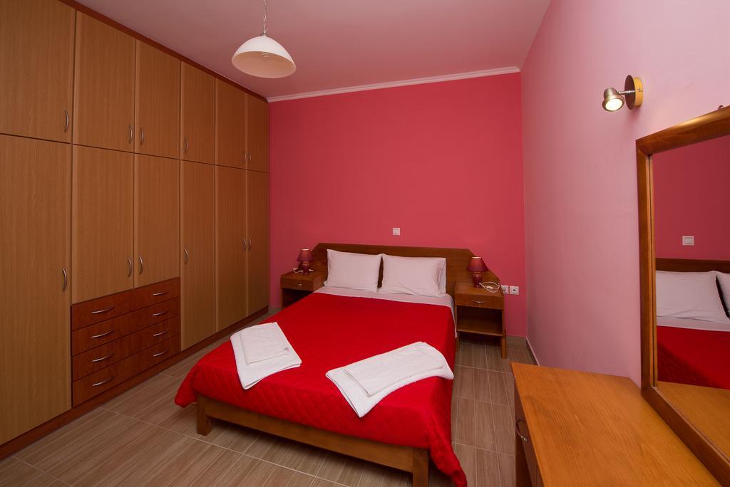 Anna Apartments Acharavi  Bagian luar foto